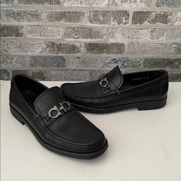Salvatore Ferragamo Men's Gancini Bit Loafer Black Leather Size 12 D